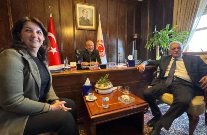 Bütün ezberlerimizden kurtulmaya hazır mıyız? Tayyip Erdoğan da hazır mı?