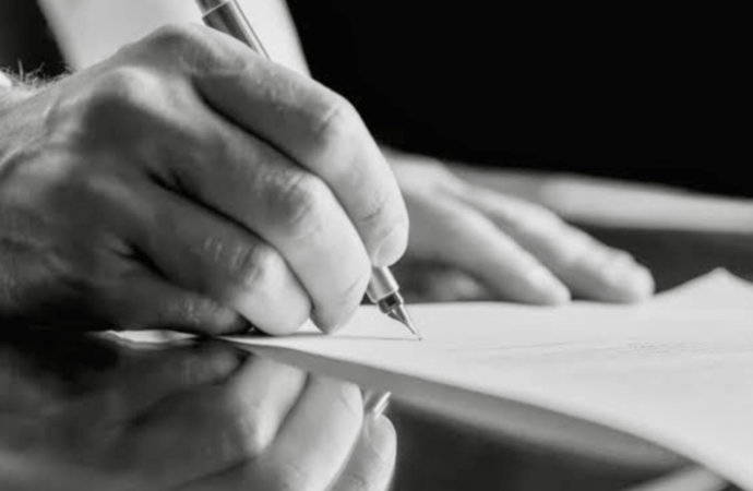 Gallimard’ın Defteri II: “Kalemin Kâğıtta Çıkardığı Ses”