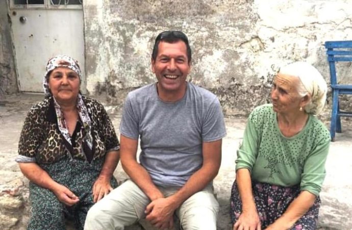 Cumhur Doğan: Rüzgâra Karşı Yürüyen Adam