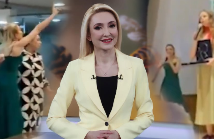 TRT spikerinin slogan gecesi: Hakaret etti, bozkurt işareti yaptı