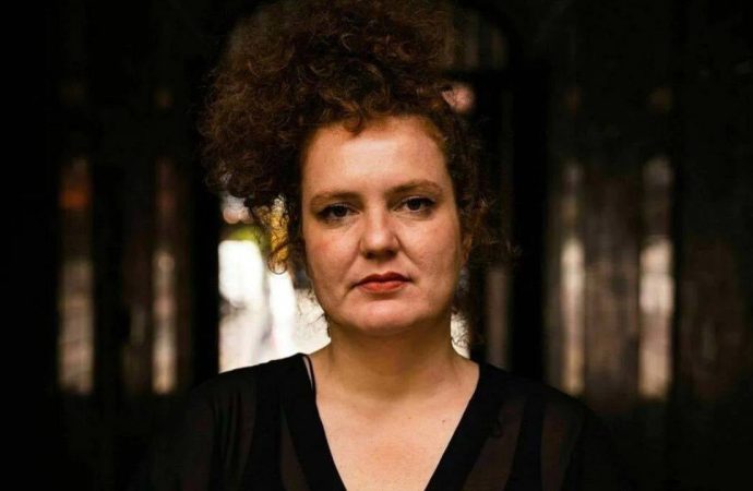 Gazeteci Elif Akgül tahliye edldi