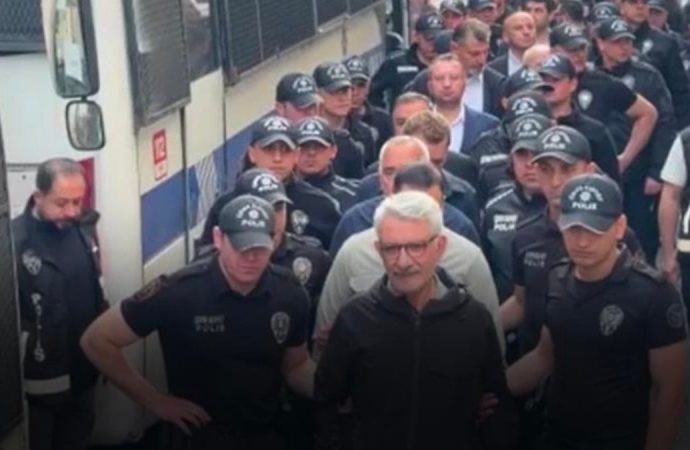 5’inci dalga operasyonda belediye başkanları dahil 22 kişi tutuklandı, 14 kişi adli kontrolle serbest