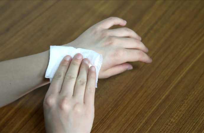 Islak mendili kontrol edin: Dermatolojik testi yapılmış mı?