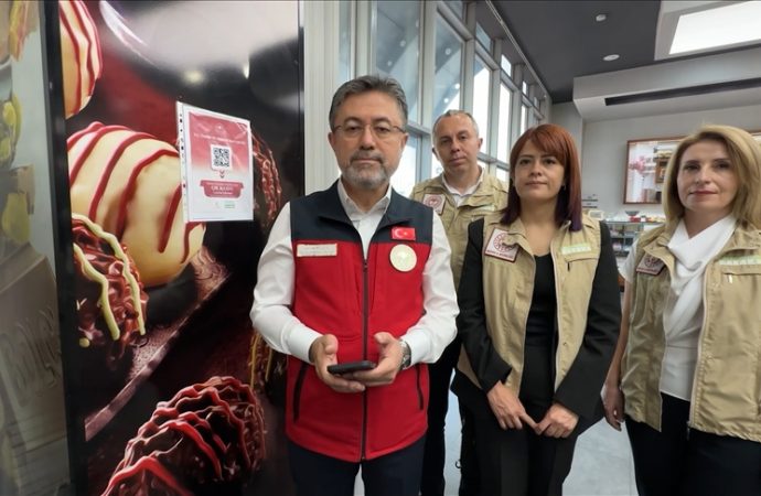Tarım ve Orman Bakanı Yumaklı gıda teftişine çıktı
