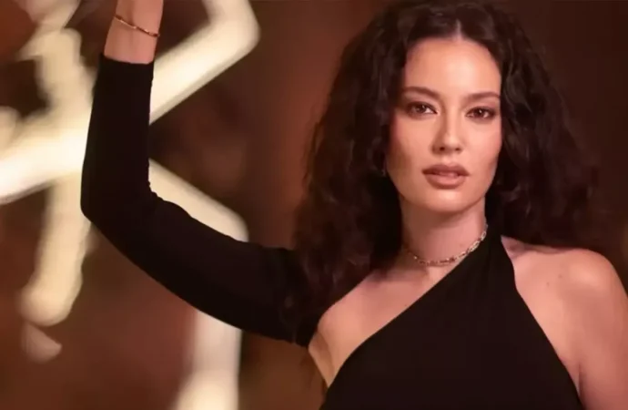 Pelin Akil keneyi kendisi çıkardı, hastanelik oldu!