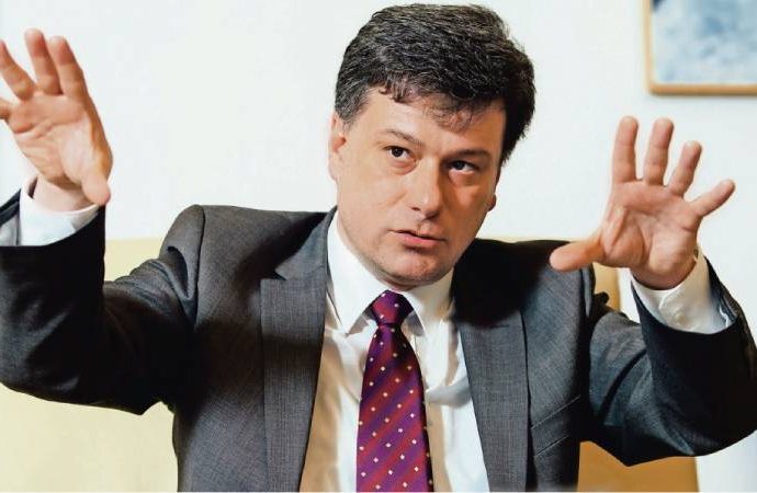 Çekya’da skandal: Adalet Bakanı uyuşturucu satıcısından Bitcoin bağışı aldı