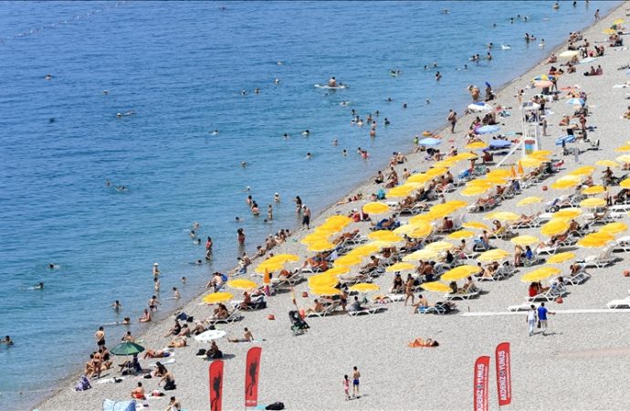 Bayramda denize koşanlar