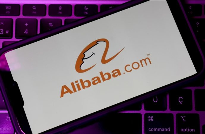 Alibaba’nın yapay zekası Qwen3 performans testlerinde DeepSeek’i geride bıraktı