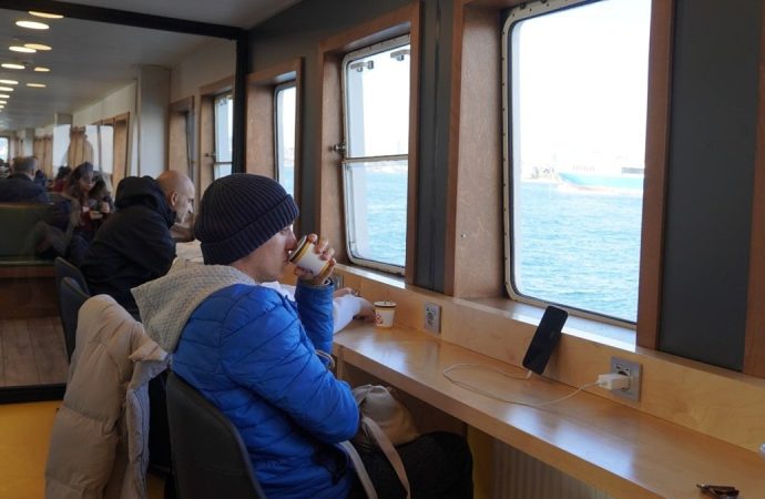 İstanbul’un yeni vapurları yüzen çalışma ofisi gibi