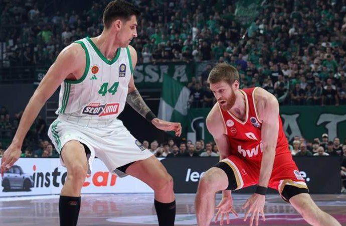 Her maç ayrı olay: Olimpiyakos, Panathinaikos’u yenerek Yunanistan’da şampiyon oldu