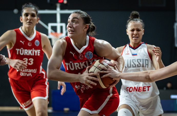 A Kadın Milli Basketbol Takımı, Rusya’yı devirdi