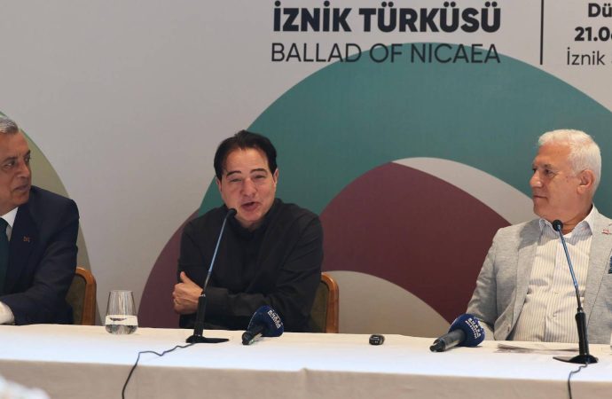 Fazıl Say’dan İznik Türküsü