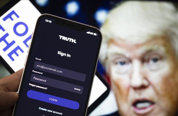 Trump, bitcoin ve ethereum’a dayalı ETF çıkarmak istiyor