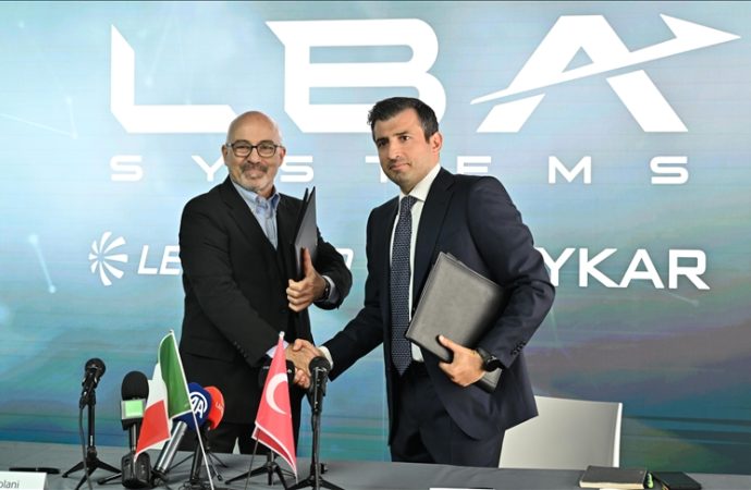 Baykar ve Leonardo imzaları attı