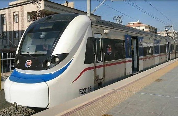 ‘Trende sigara içemezsin’ diyen güvenlikçiyi döverek öldürdü