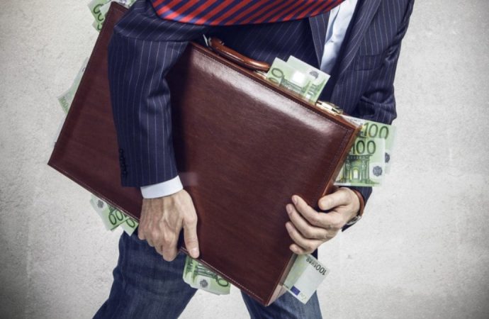 Tuhaf bir sonuç: 2024’te Türkiye’de dolar milyoneri sayısı arttı ama toplam servet beşte bir küçüldü