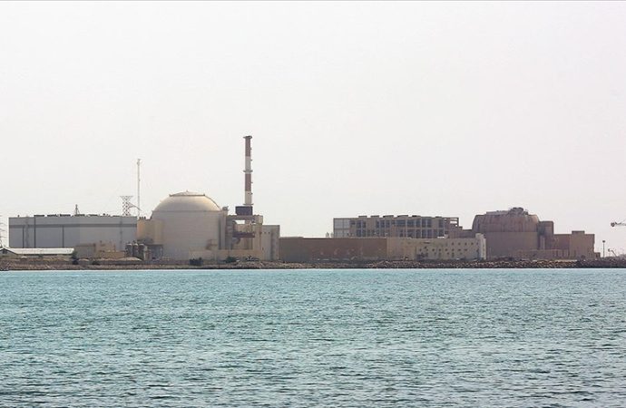 İsrail o santrali vuramıyor: İçeride Rus teknisyenler var