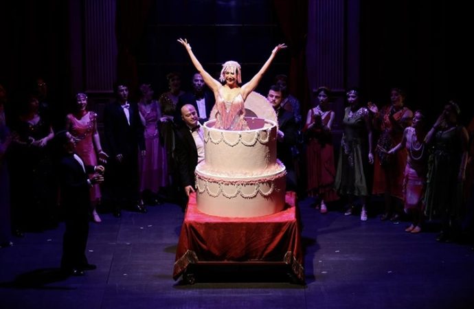 “Singin’ in the Rain” müzikalinin Türkiye prömiyeri Samsun’da
