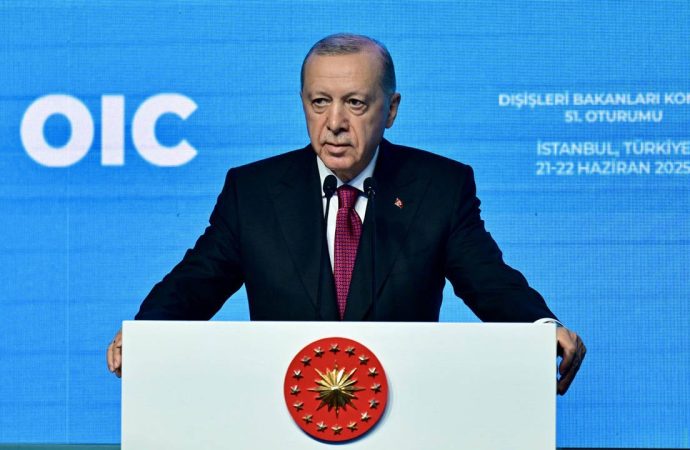Erdoğan: Netanyahu barışın önündeki en büyük engel