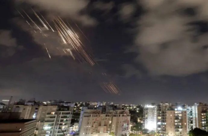 Çin: ABD, Irak’taki hatasını İran’da tekrar ediyor