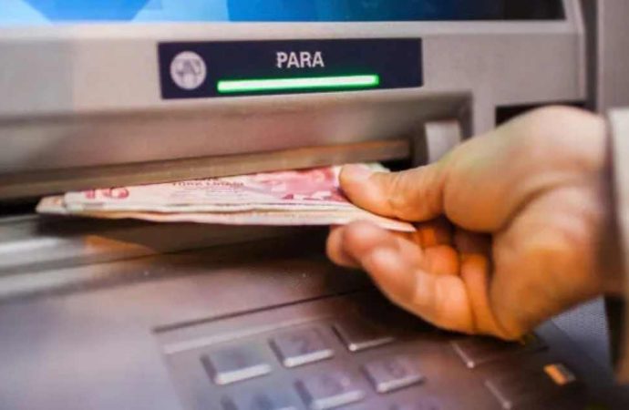 ATM’lerde artık böyle para çekilecek