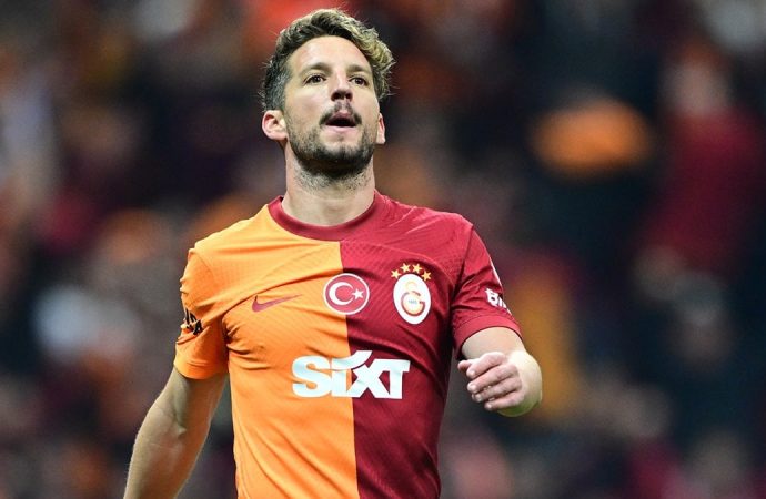 Mertens futbola veda etti!