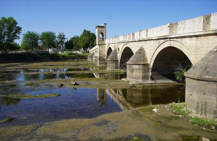 Kuraklık: Tunca Nehri akmam diyor