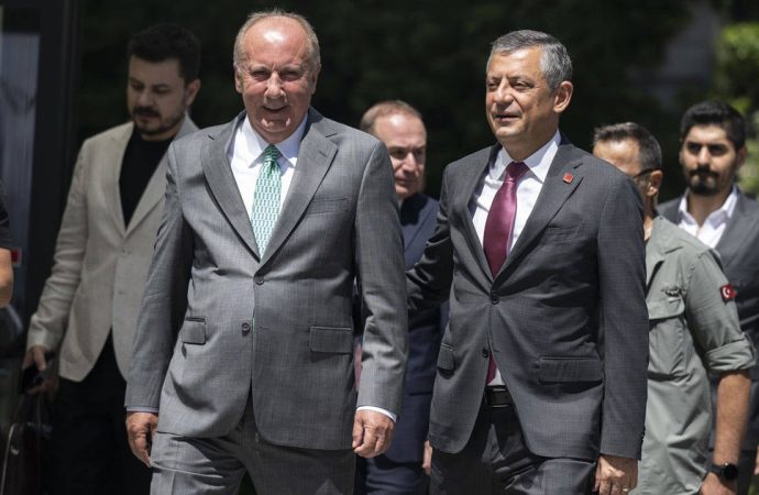 Muharrem İnce CHP’ye döndüğünü açıkladı: Bugün rozeti takılacak