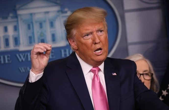 Trump dozu artırdı: Powell’a ‘aptal, kalın kafalı’ dedi