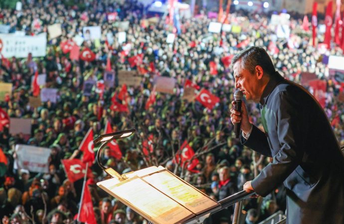 Özgür Özel duyurdu: Saraçhane’de 100. gün eylemi var