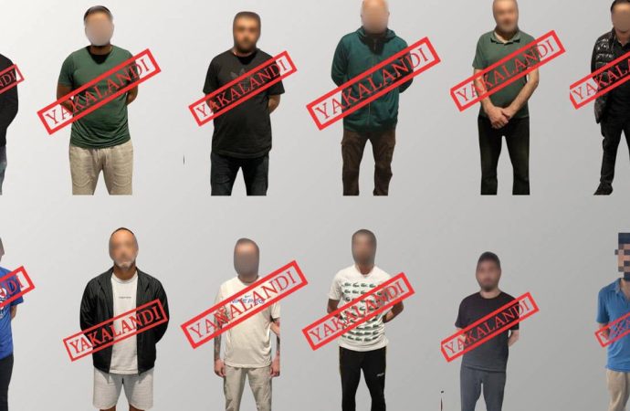 Kırmızı bültenle aranan 12 kişi Türkiye’ye getirildi