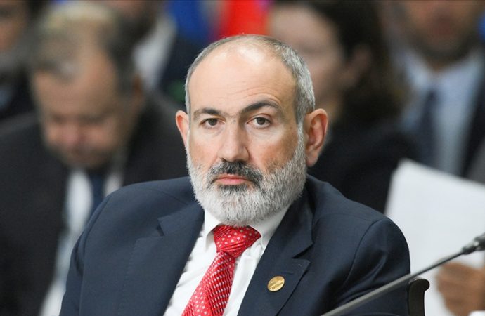 Paşinyan açıkladı: Kilisenin darbesini engelledik