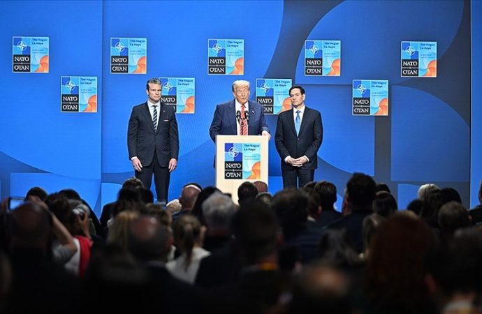 Trump: Artık İran’la İsrail birbirine saldırmaz