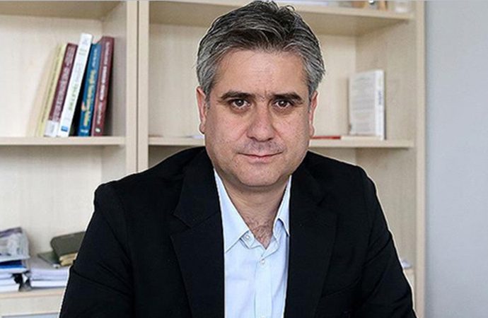 AKP Genel Başkan Yardımcısı Yalçın, deniz kazası geçirdi