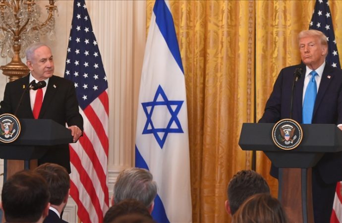 Trump kızdı, şimdi gönül alıyor: Netanyahu’nun yolsuzluk davasını düşürün