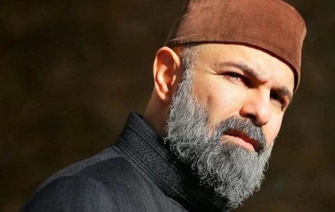 Kızıl Goncalar’ın Sadi Hüdayi’si sakalı kesip protezle saçlandı: Avcı’nın yeni imajı şaşırttı