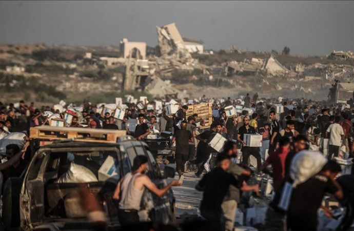 UNRWA: Gazze’deki yardım dağıtım merkezleri ‘ölüm meydanı’ gibi