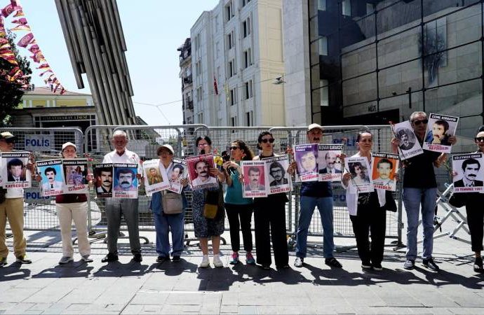 Cumartesi Anneleri 1057. haftada: 32 yıl önceki Güçlükonak kayıpları için adalet istendi