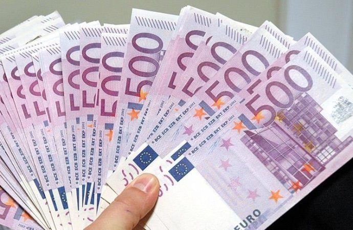 Türkiye’ye dönsünler diye 4 bin avro maaş verilecek