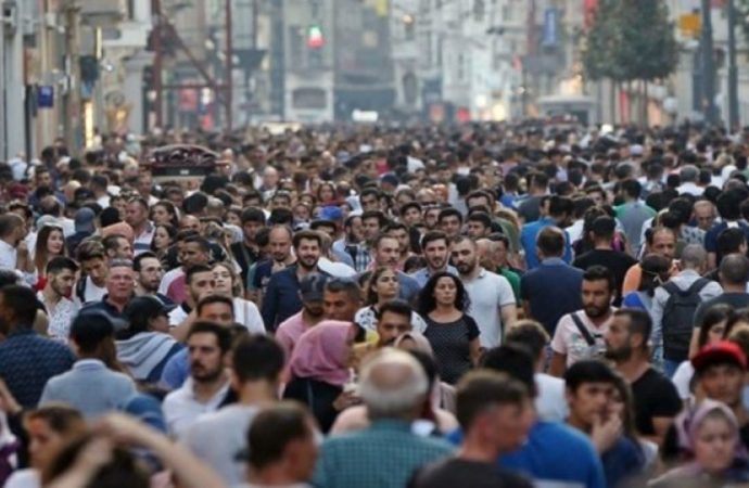Mayısta işsiz sayısı 65 bin azaldı