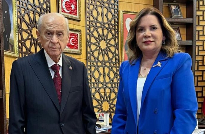 Flash TV eski MHP’li milletvekiline satıldı
