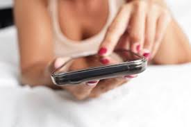 Seks mesajımı yanlışlıkla sevgilime değil aile WhatsApp grubuna gönderdim.