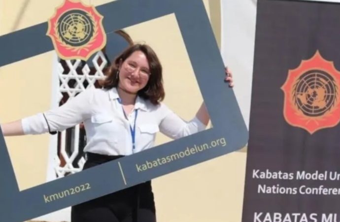 Dünyanın en iyi 30 üniversitesinden burslu kabul aldı