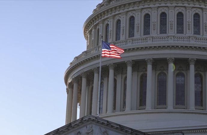 Trump’ın ‘vergi indirimi’ tasarısı Senato’dan geçti