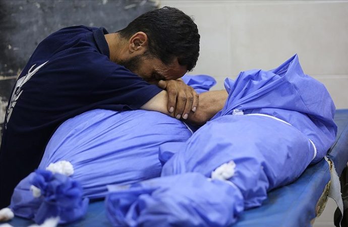 İsrail’in Gazze’ye saldırılarında 60 Filistinli hayatını kaybetti