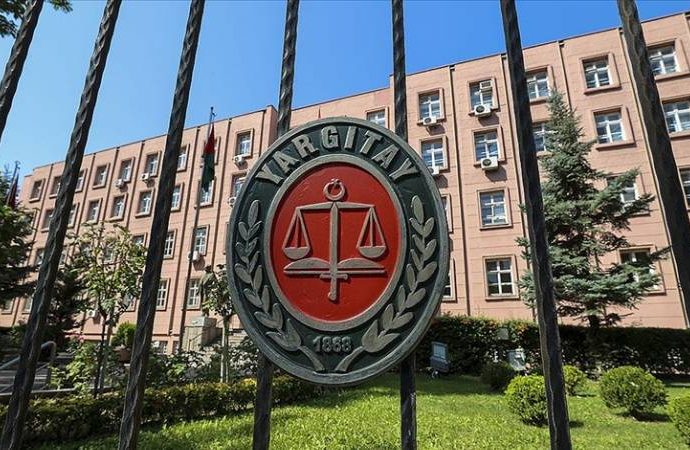 Makatına sakladığı 144 bin avro ameliyatla çıktı: Para iade edildi, faiz ve ceza da ödenecek