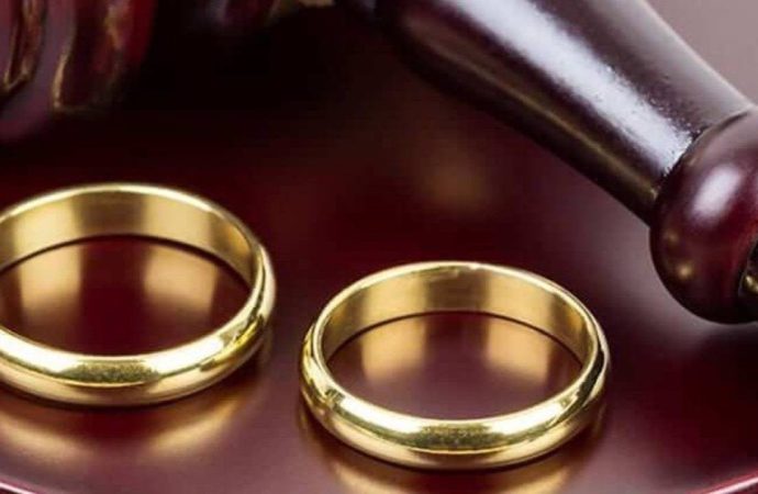‘Boş ol’ demek boşanma sebebi sayıldı