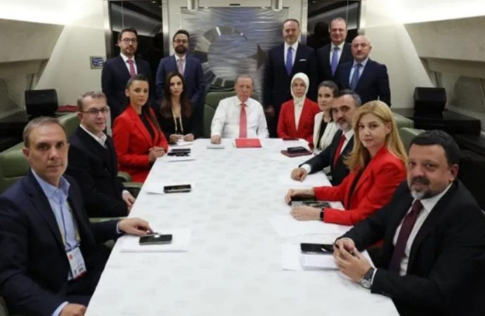 Operasyon sürecek sinyali mi: Erdoğan ‘CHP’de her yerden pis kokular geliyor’ dedi