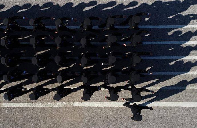 ’15 Temmuz’da kurmay subayların yüzde 95’i FETÖ’cü çıktı, ihraç ettik’