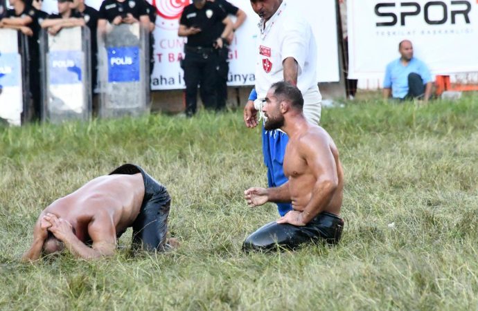 Kırkpınar’da büyük sürpriz! Ali Gürbüz veda etti